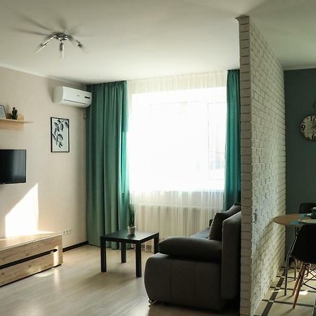 Blue Apartments On Kotsyubinsky Avenue Vinnytsia Ngoại thất bức ảnh