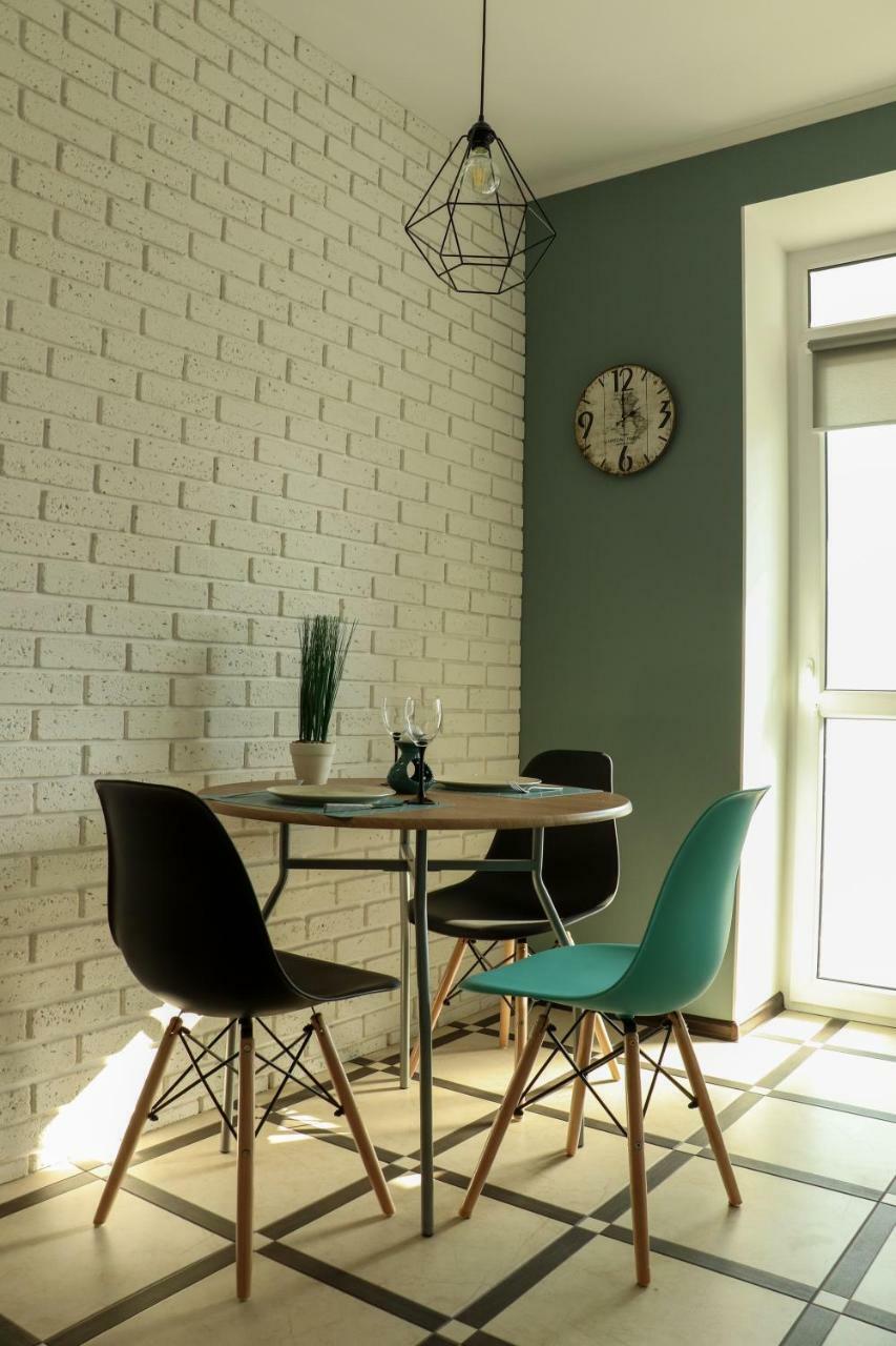 Blue Apartments On Kotsyubinsky Avenue Vinnytsia Ngoại thất bức ảnh