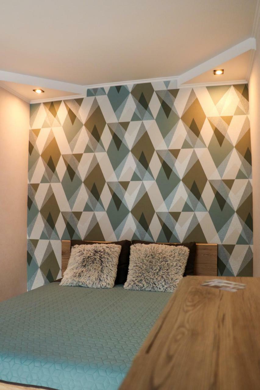 Blue Apartments On Kotsyubinsky Avenue Vinnytsia Ngoại thất bức ảnh